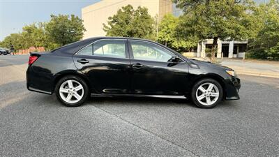 2014 Toyota Camry SE - Photo 4 - Thomasville, NC 27360