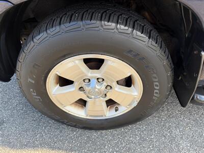 2008 Toyota 4Runner SR5 AWD - Photo 31 - Thomasville, NC 27360