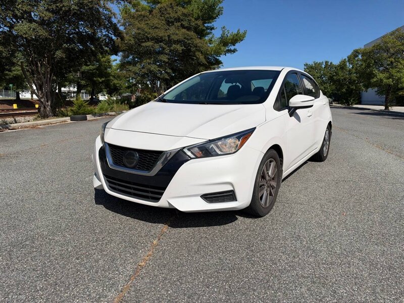 2020 Nissan Versa SV  
