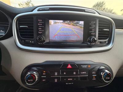 2018 Kia Sorento LX   - Photo 20 - Thomasville, NC 27360
