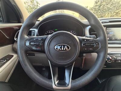 2018 Kia Sorento LX   - Photo 22 - Thomasville, NC 27360