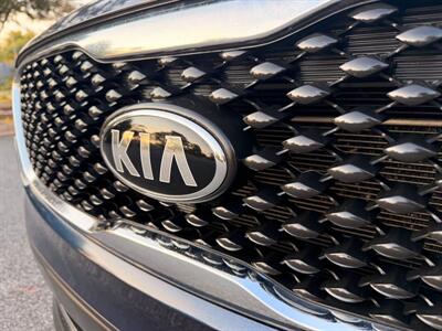 2018 Kia Sorento LX   - Photo 9 - Thomasville, NC 27360