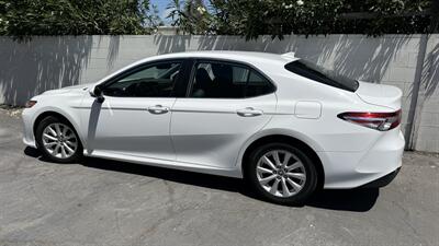 2019 Toyota Camry LE   - Photo 2 - Sacramento, CA 95825