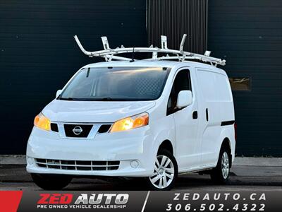 2017 NISSAN NV200 SV Minivan