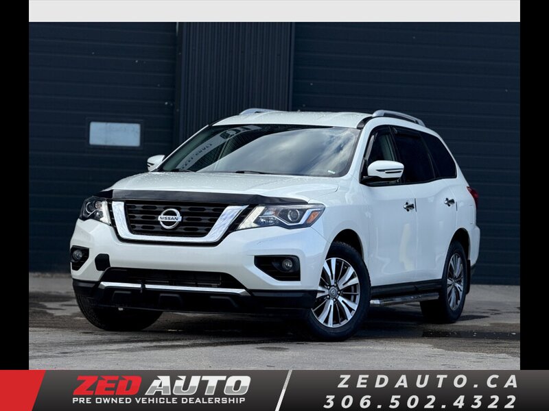 2019 Nissan Pathfinder S  