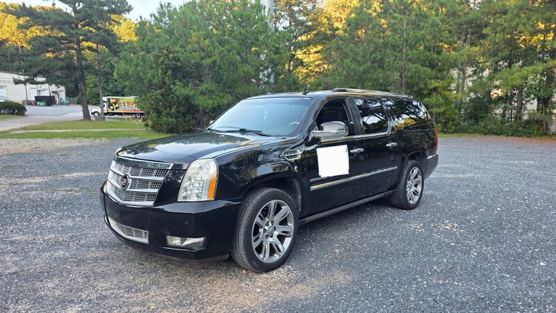 2013 Cadillac Escalade ESV Platinum Edition  
