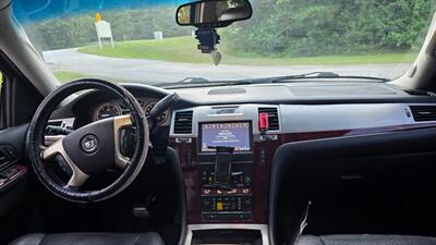 2013 Cadillac Escalade ESV Platinum Edition - Photo 2 - Lawrenceville, GA 30044