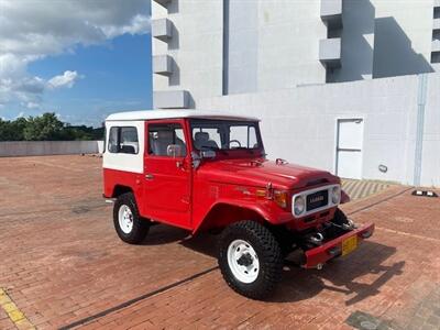 1972 Toyota FJ40 Sedan