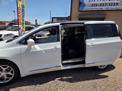2017 Chrysler Pacifica Touring Plus   - Photo 12 - Philadelphia, PA 19124
