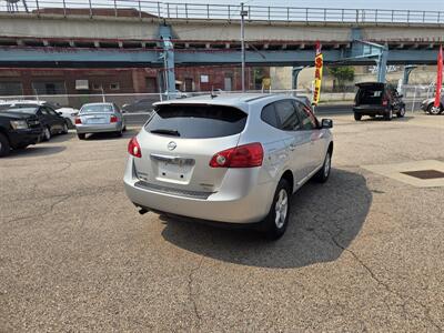 2013 Nissan Rogue S - Photo 5 - Philadelphia, PA 19124