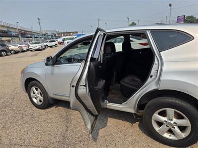 2013 Nissan Rogue S - Photo 14 - Philadelphia, PA 19124