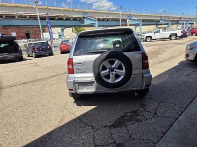 2004 Toyota RAV4   - Photo 4 - Philadelphia, PA 19124