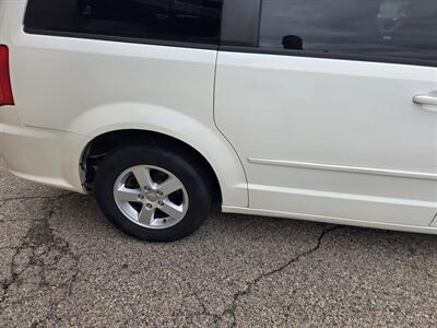 2012 Dodge Grand Caravan SXT - Photo 7 - Philadelphia, PA 19124