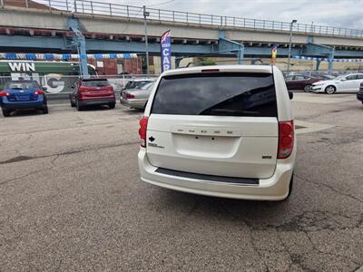 2012 Dodge Grand Caravan SXT - Photo 5 - Philadelphia, PA 19124
