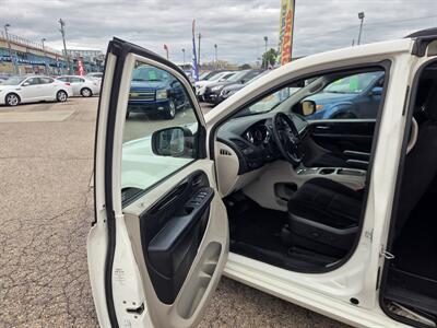 2012 Dodge Grand Caravan SXT - Photo 10 - Philadelphia, PA 19124