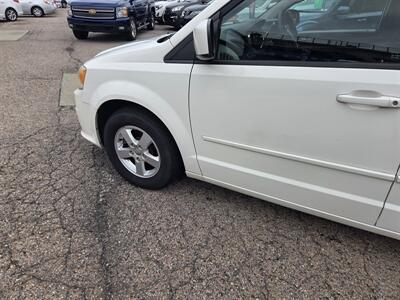 2012 Dodge Grand Caravan SXT - Photo 9 - Philadelphia, PA 19124