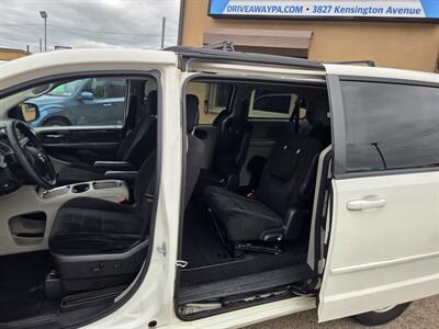 2012 Dodge Grand Caravan SXT - Photo 13 - Philadelphia, PA 19124