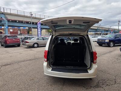 2012 Dodge Grand Caravan SXT - Photo 15 - Philadelphia, PA 19124