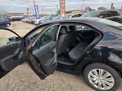 2012 Volkswagen Jetta - Photo 11 - Philadelphia, PA 19124