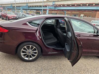 2017 Ford Fusion SE - Photo 15 - Philadelphia, PA 19124