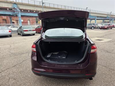 2017 Ford Fusion SE - Photo 16 - Philadelphia, PA 19124