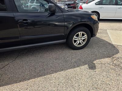 2011 Hyundai SANTA FE 2.4 GL - Photo 8 - Philadelphia, PA 19124