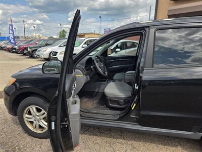 2011 Hyundai SANTA FE 2.4 GL - Photo 14 - Philadelphia, PA 19124