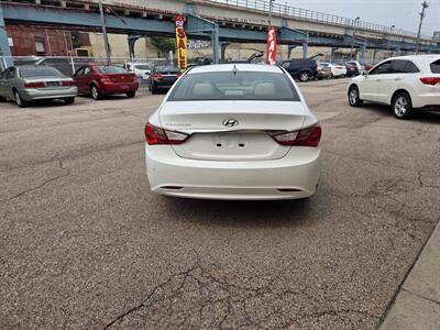 2013 Hyundai SONATA GLS - Photo 5 - Philadelphia, PA 19124