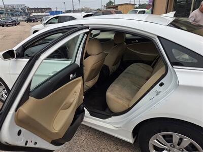 2013 Hyundai SONATA GLS - Photo 14 - Philadelphia, PA 19124