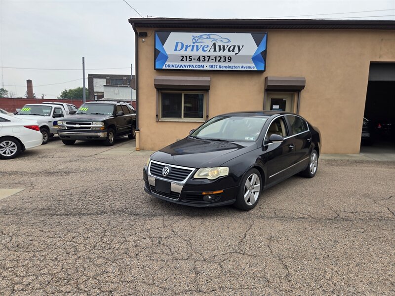 2009 Volkswagen Passat Komfort   - Photo 1 - Philadelphia, PA 19124