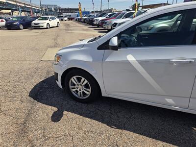 2012 Chevrolet Sonic LT   - Photo 9 - Philadelphia, PA 19124