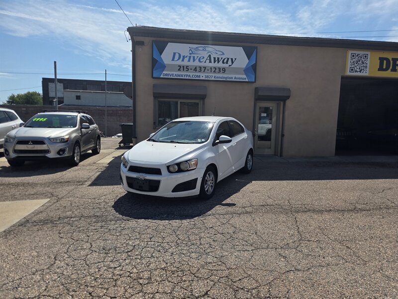 2012 Chevrolet Sonic LT   - Photo 1 - Philadelphia, PA 19124