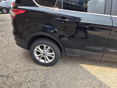 2017 Ford Escape SE - Photo 8 - Philadelphia, PA 19124
