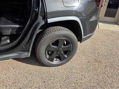 2011 Jeep Grand Cherokee Laredo - Photo 6 - Philadelphia, PA 19124