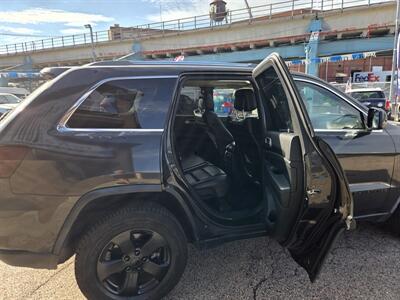 2011 Jeep Grand Cherokee Laredo - Photo 11 - Philadelphia, PA 19124