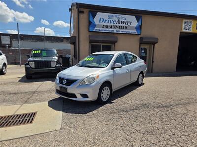 2012 Nissan Versa 1.6 S Sedan