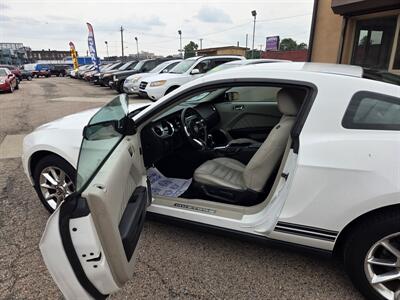 2010 Ford Mustang   - Photo 14 - Philadelphia, PA 19124
