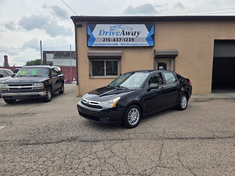 2011 Ford Focus SE   - Photo 1 - Philadelphia, PA 19124