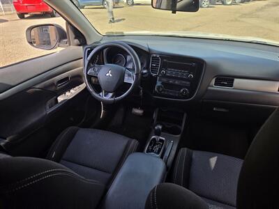 2016 Mitsubishi Outlander ES - Photo 10 - Philadelphia, PA 19124