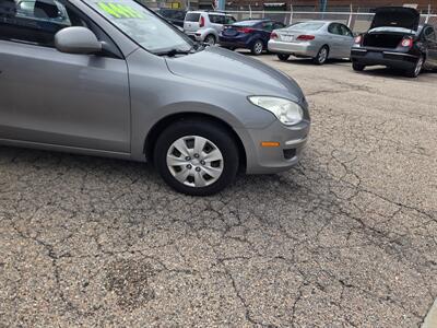 2011 Hyundai ELANTRA Touring GLS - Photo 9 - Philadelphia, PA 19124