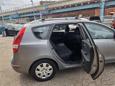 2011 Hyundai ELANTRA Touring GLS - Photo 16 - Philadelphia, PA 19124