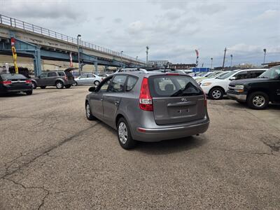 2011 Hyundai ELANTRA Touring GLS - Photo 10 - Philadelphia, PA 19124