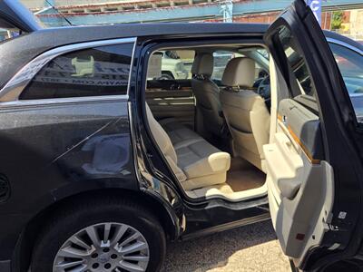 2010 Lincoln MKT   - Photo 7 - Philadelphia, PA 19124