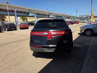 2010 Lincoln MKT   - Photo 4 - Philadelphia, PA 19124