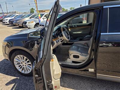 2010 Lincoln MKT   - Photo 8 - Philadelphia, PA 19124