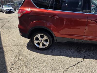 2015 Ford Escape SE - Photo 6 - Philadelphia, PA 19124