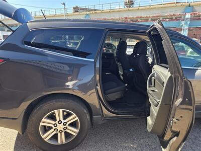 2016 Chevrolet Traverse LT   - Photo 13 - Philadelphia, PA 19124