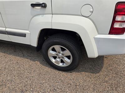 2010 Jeep Liberty Sport - Photo 8 - Philadelphia, PA 19124