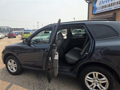 2012 Hyundai SANTA FE 2.4 GL - Photo 12 - Philadelphia, PA 19124