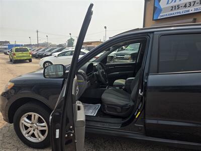 2012 Hyundai SANTA FE 2.4 GL - Photo 13 - Philadelphia, PA 19124